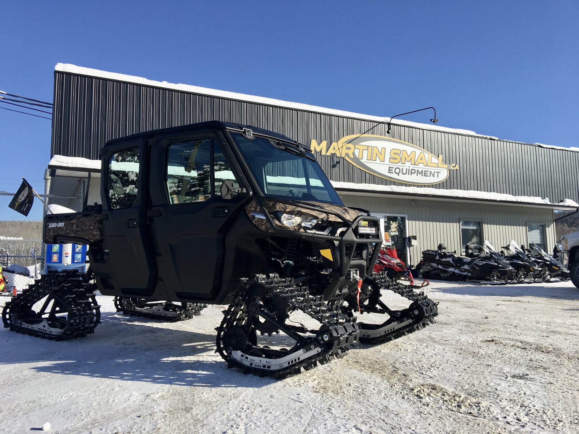 Meet The New Can Am Defender Limited 2020 Chicks And Machines