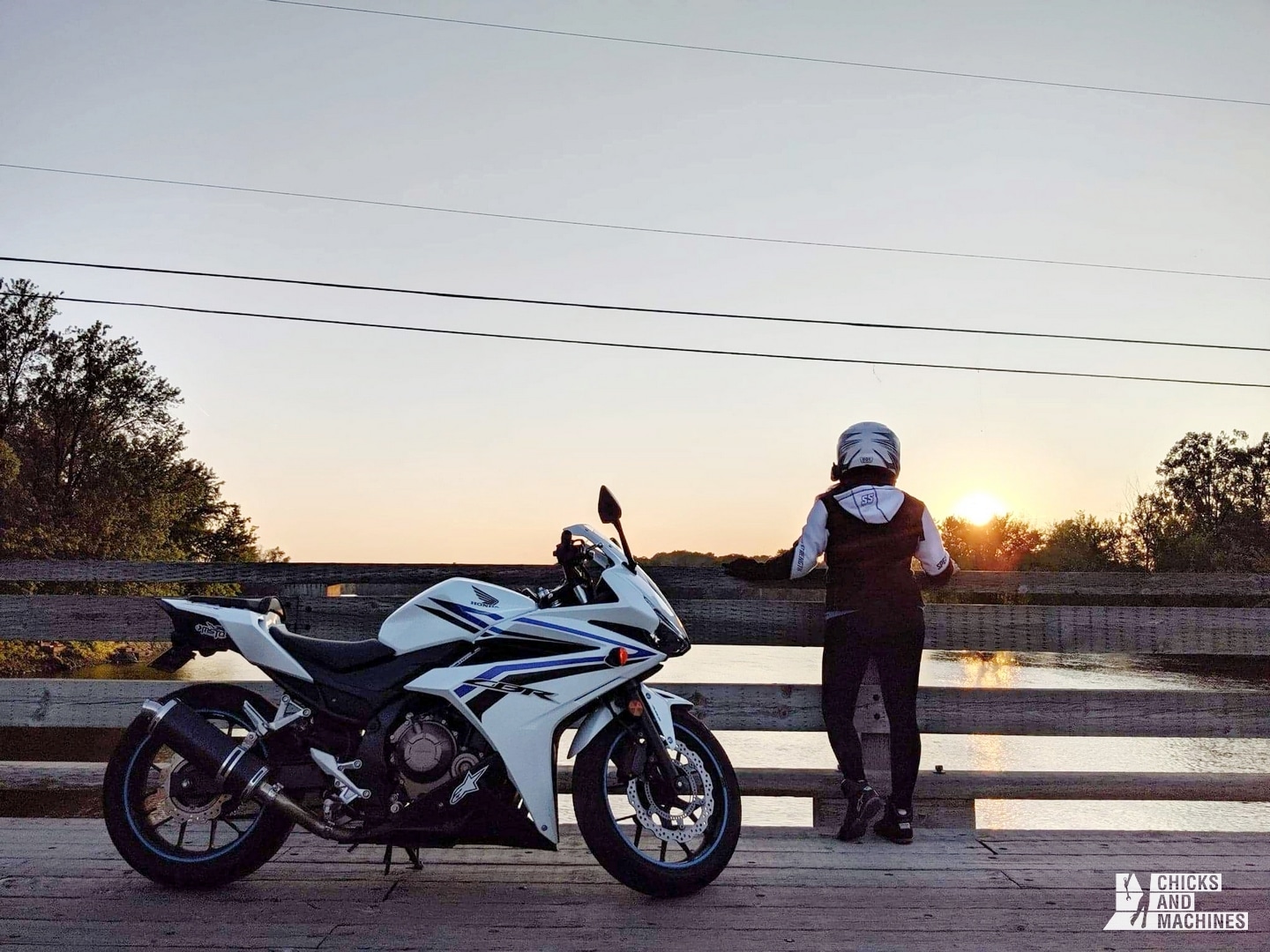 Night Riders: conseils pour vos randonnées nocturnes à moto 23 night riders