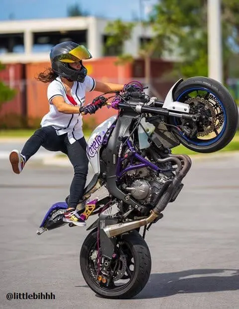 stunt moto