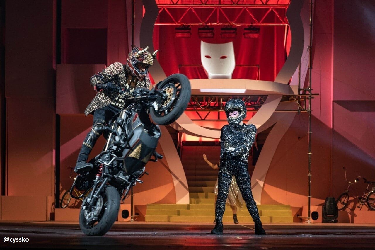 Motorcycle Stunt Riding: What is it? 10 @cyssko tag