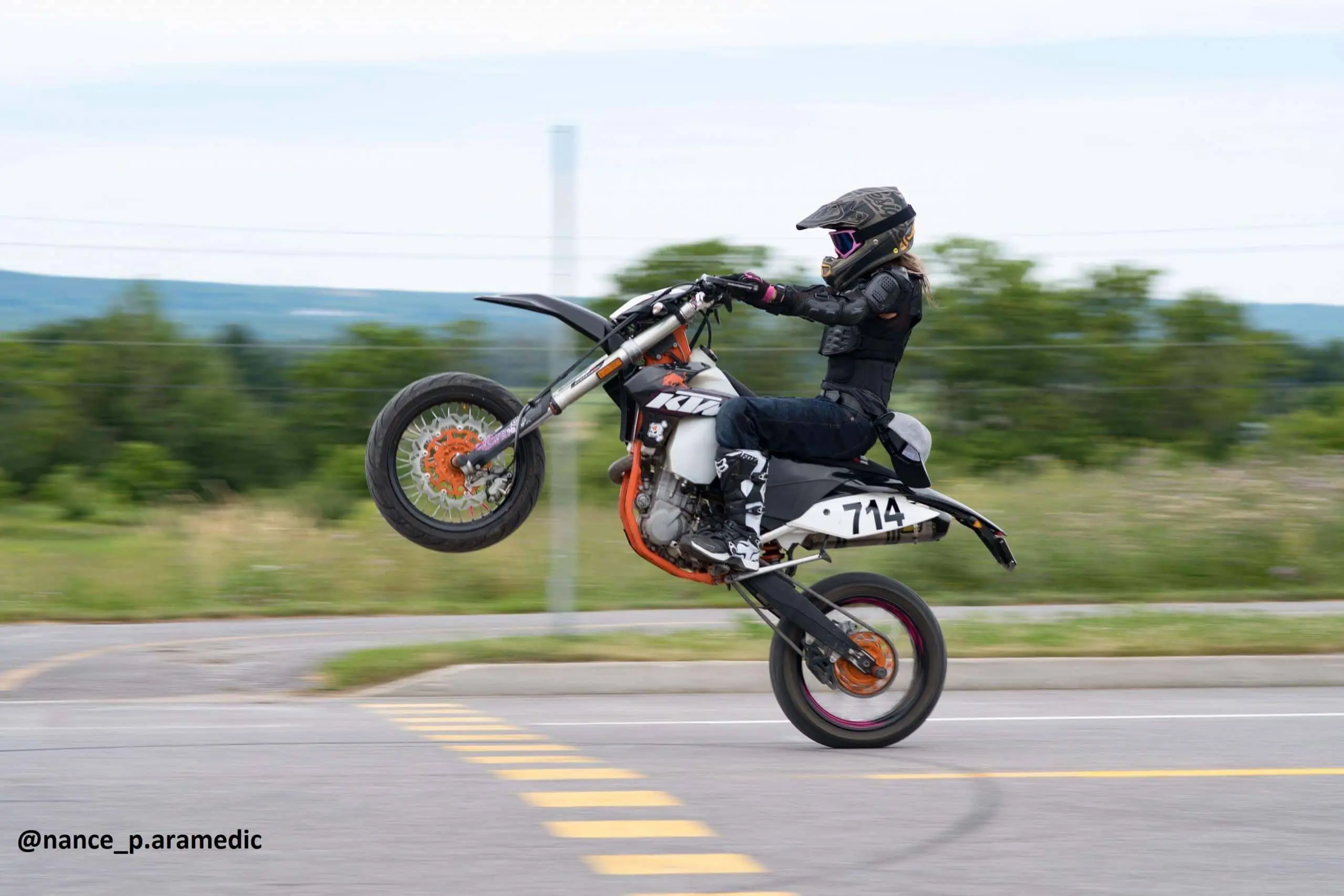 stunt moto