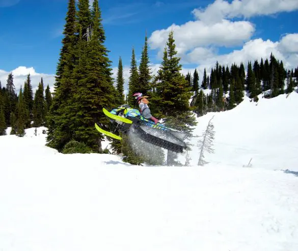 Carol-Ann, passionnée de hors-piste et accro à l’adrénaline