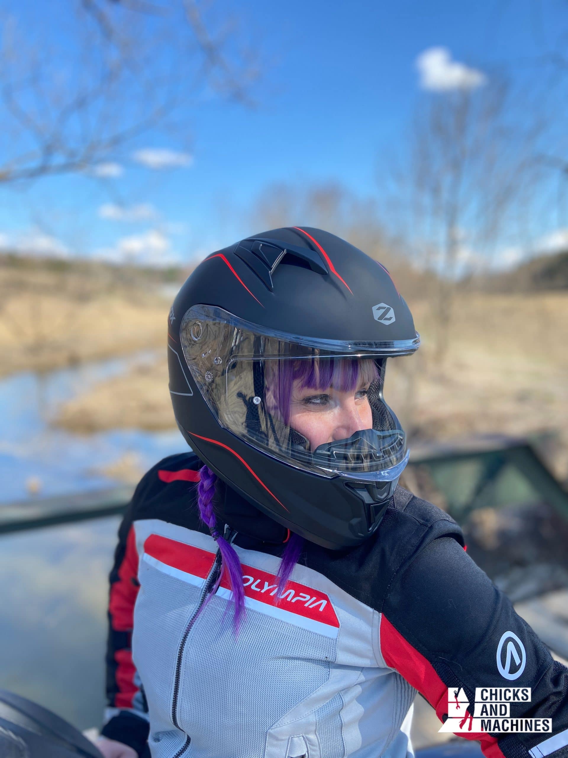 Essai du casque Zenith Monza de Zox : l’entrée de gamme à son meilleur 19 Emi en essai avec son casque Zenith Monza de Zox