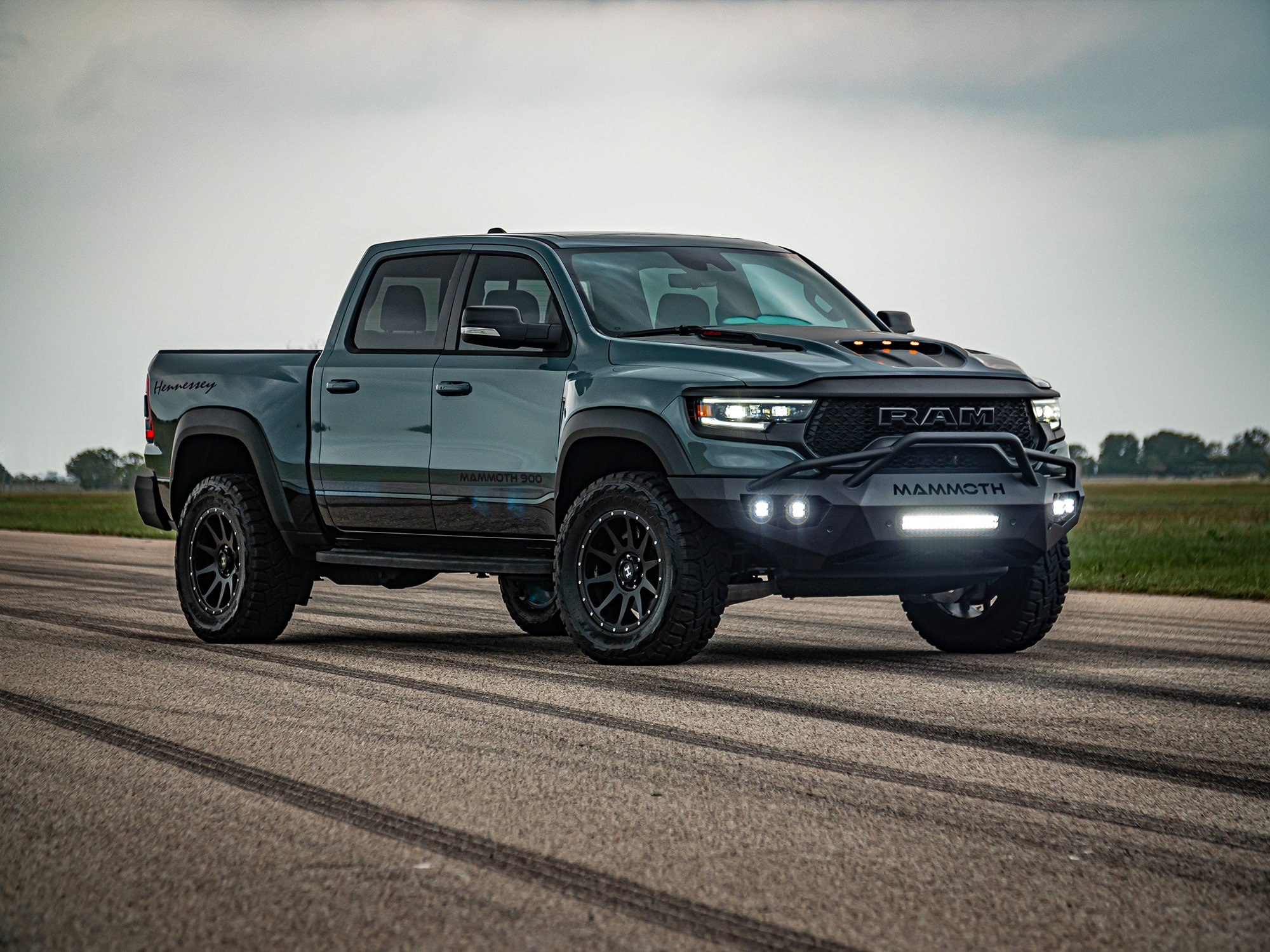 The RAM 1500 TRX MAMMOTH: a high performance vehicle! 5 The RAM 1500 TRX Mammoth. Source: http://hennesseyperformance.com/vehicles/dodge/ram-1500-trx/