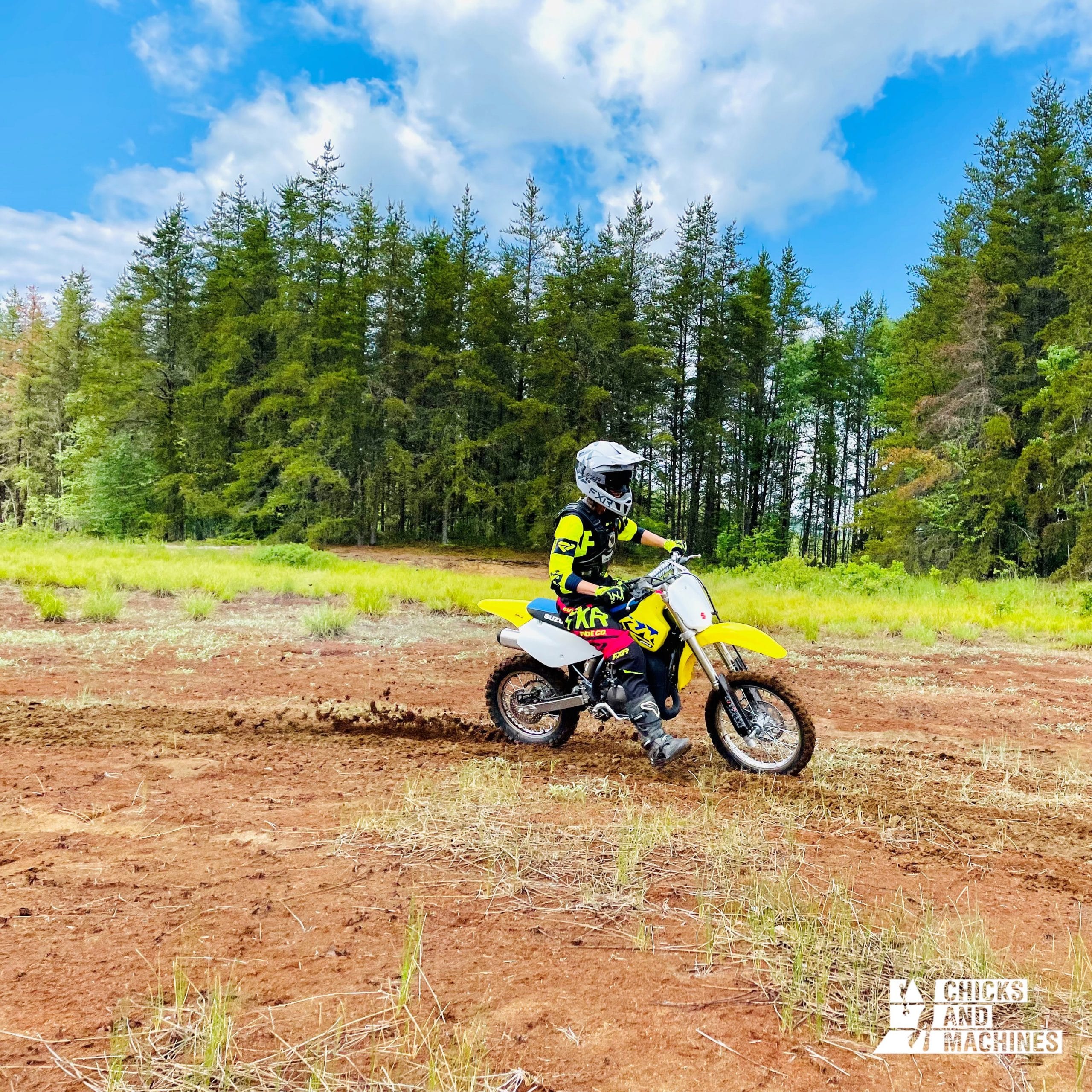 Bianca : carburer aux défis, une tempête de neige à la fois 31 Le motocross : une autre passion pour Bianca.