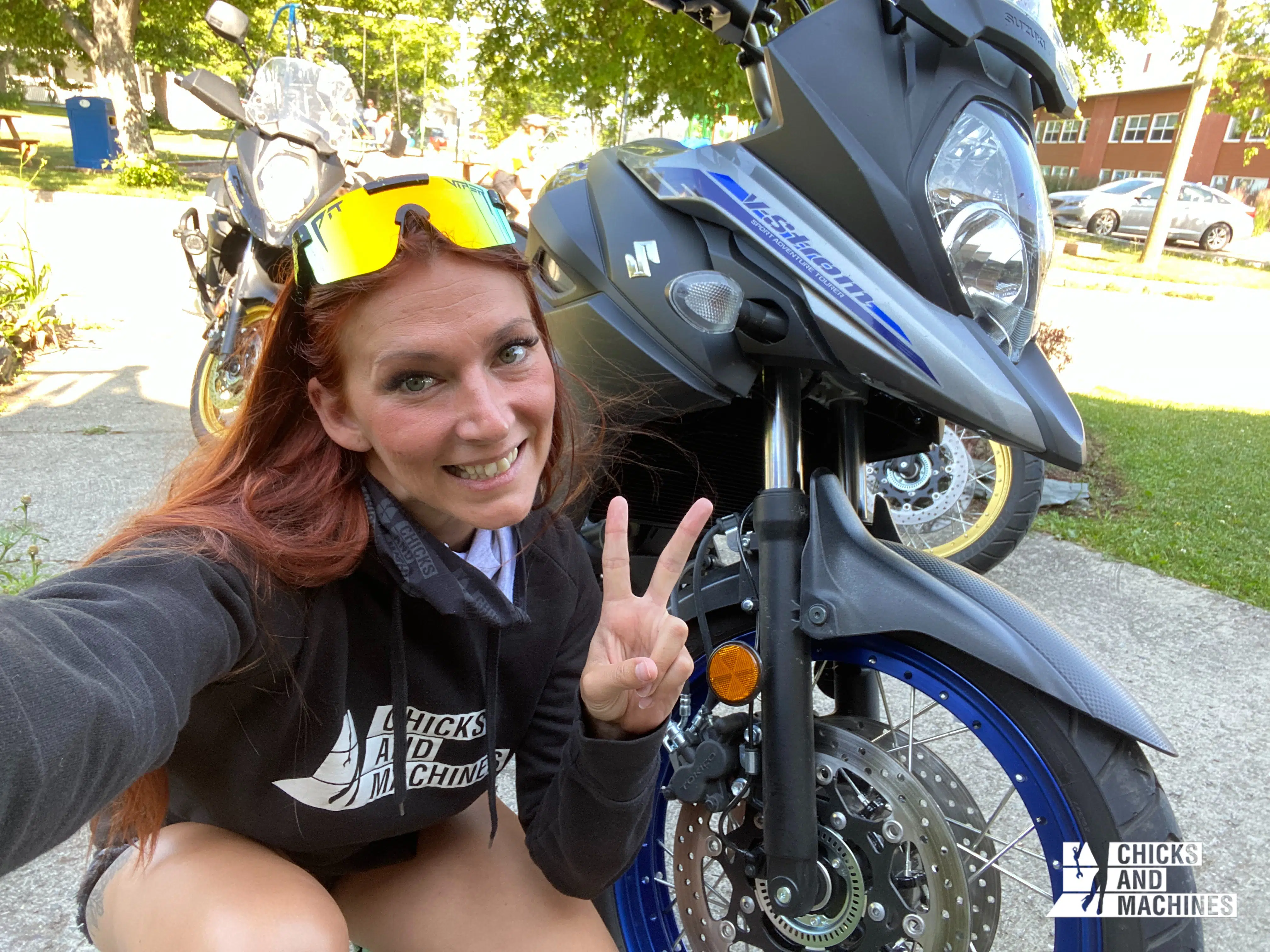 Caro changera-t-elle sa moto pour la V-Strom ? ;)