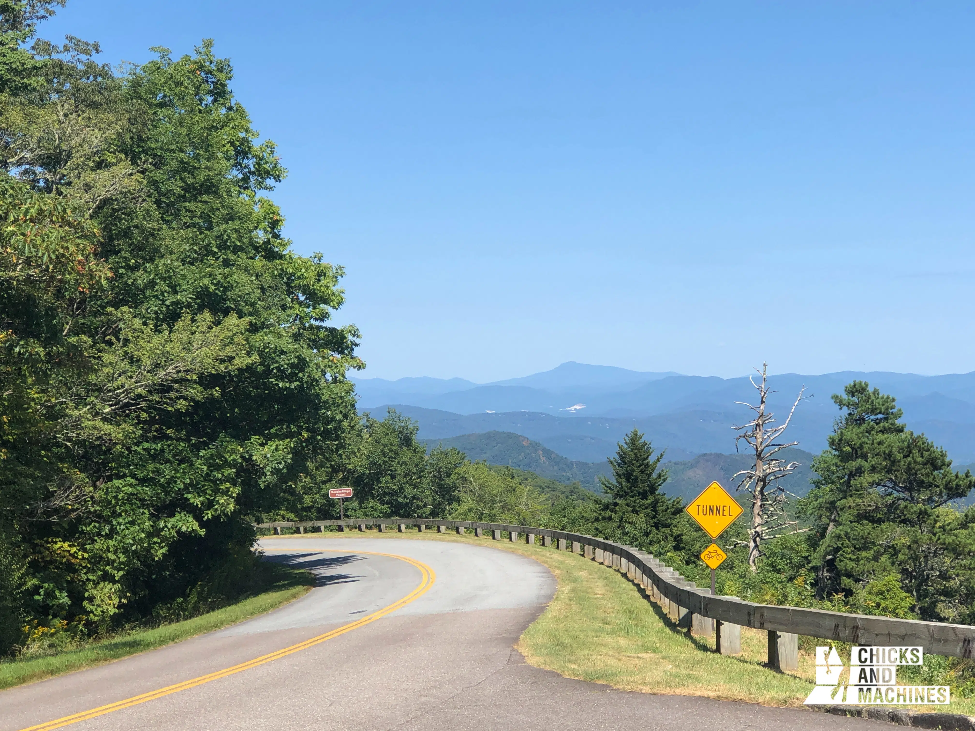 Les fameuses routes montagneuses des Adirondacks