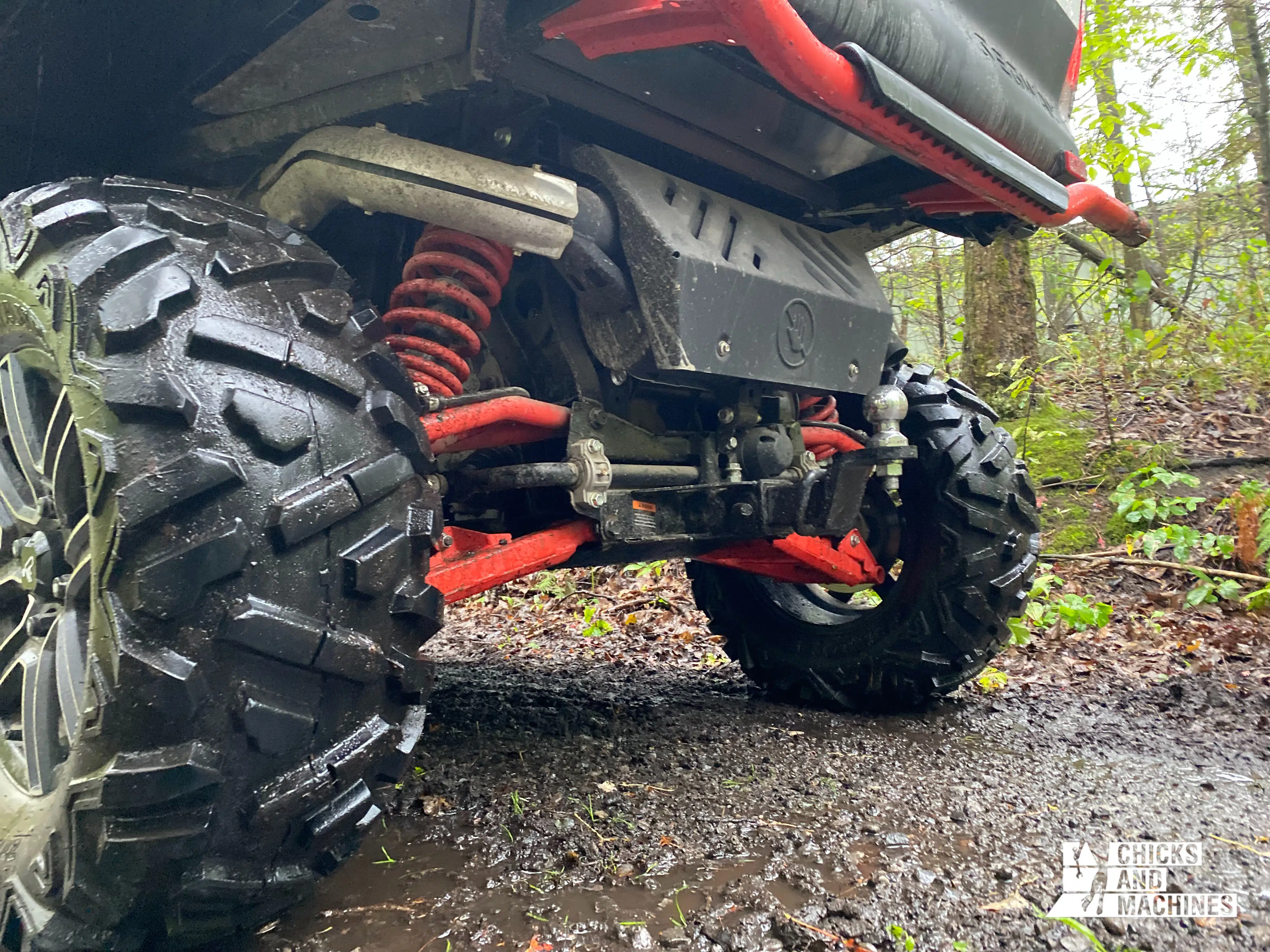The tow ball makes it easy to transport, up to 2500 pounds.