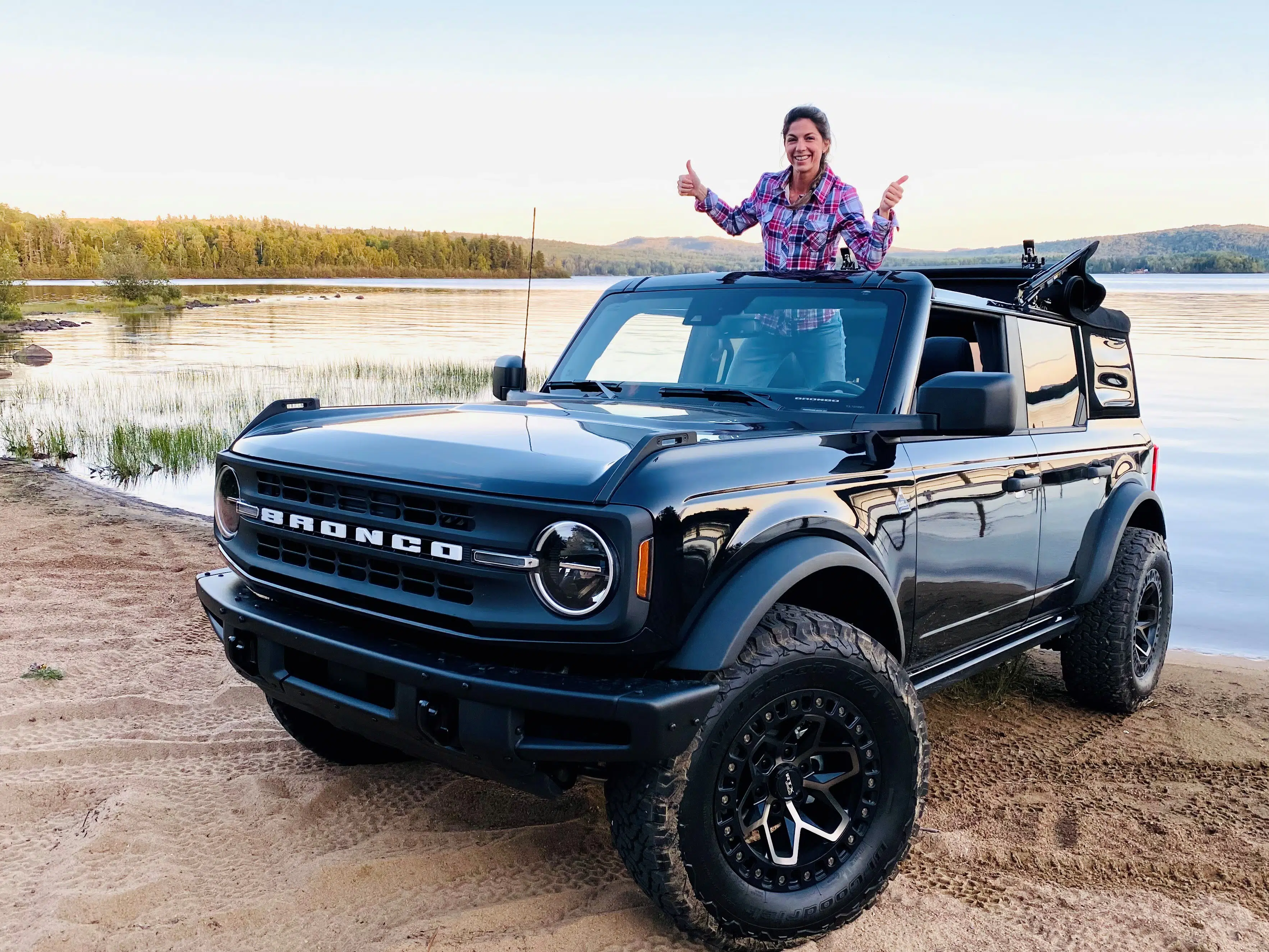 Review: New Ford Bronco looks like 1970, drives like 2021