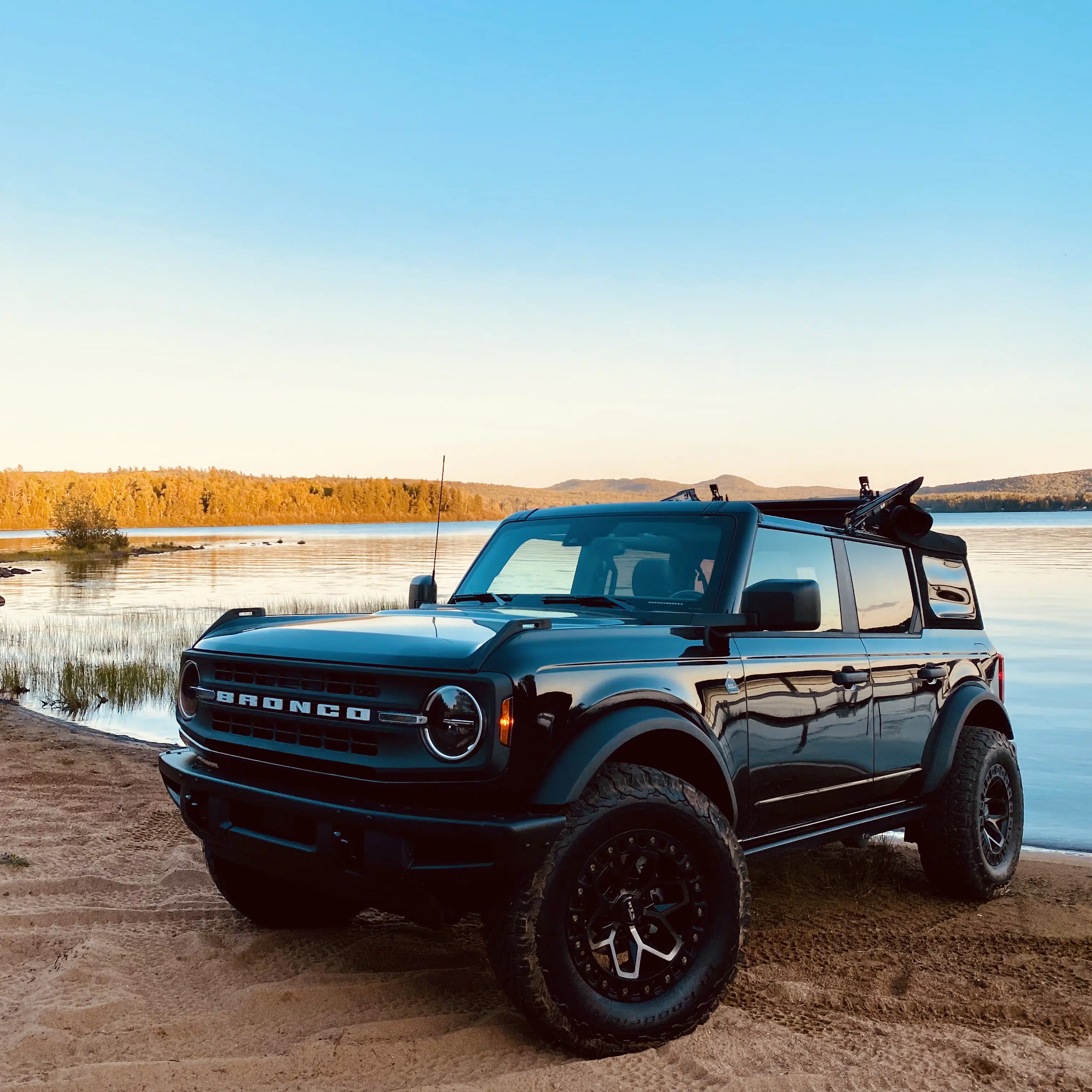 Le nouveau Ford Bronco 2021 6e génération, dont Bianca a eu l’occasion de faire l’essai.