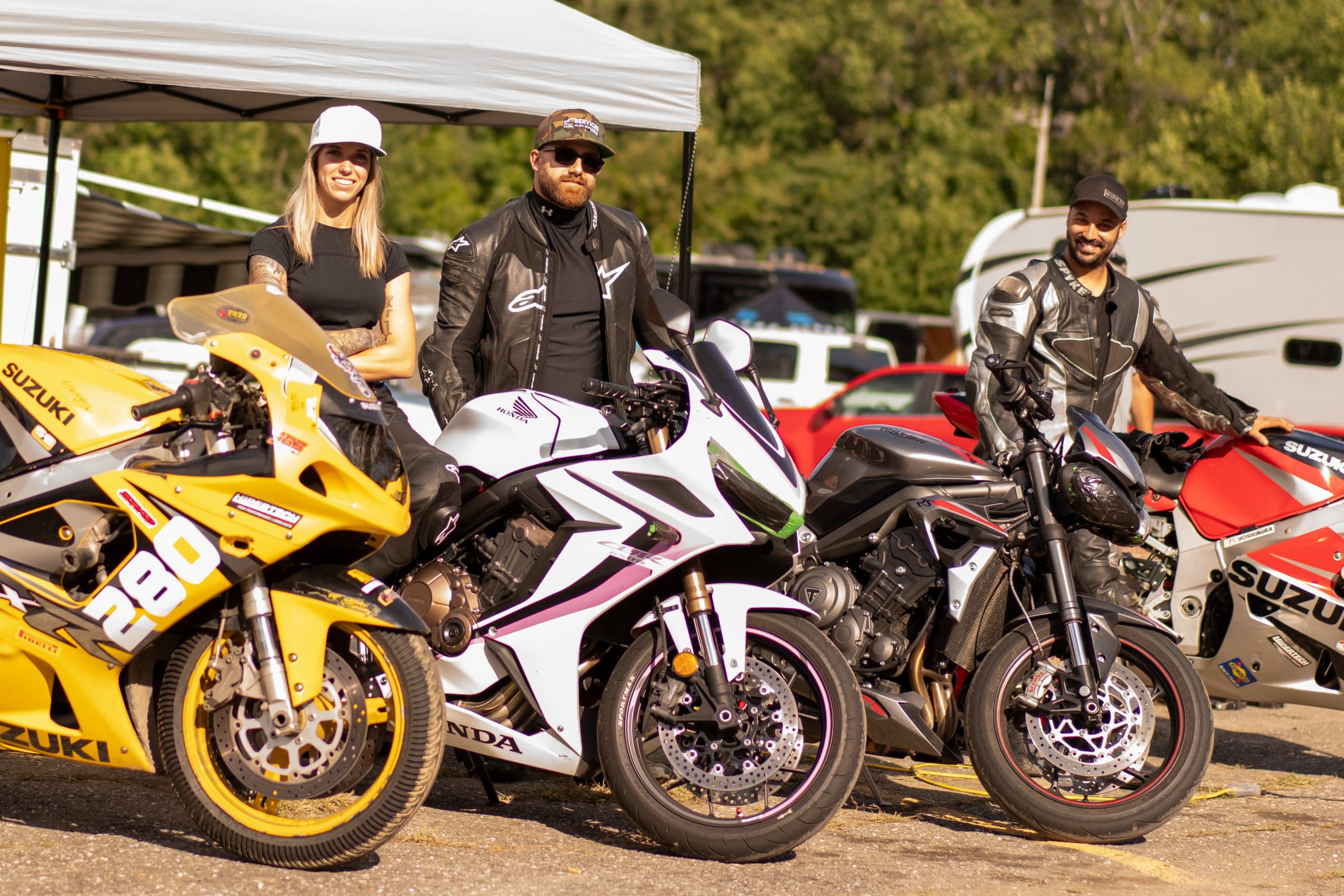 Briser les préjugés, une Alexanne à la fois... 13 La moto sur piste est un tout autre univers qu'Alexanne a découvert ! Crédit photo : Clem’s Pictures