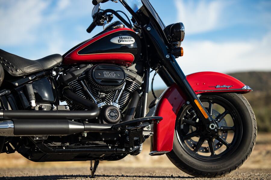 La moto HERITAGE REDLINE de Harley-Davidson