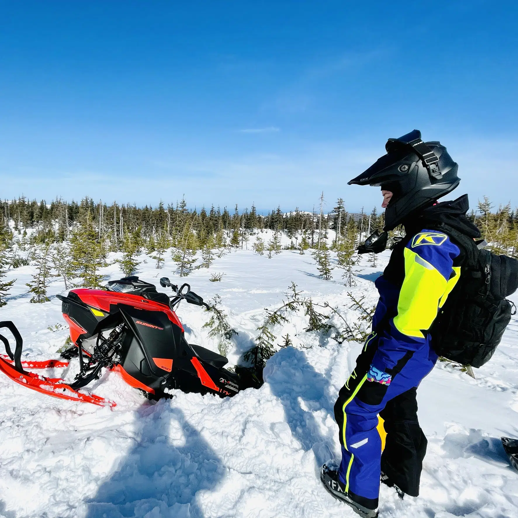 Ski Doo Summit 165 sac a dos Klim.jpg