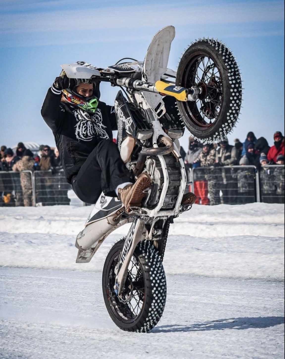 Bienvenue au Harley Drag Race on Ice de Beauharnois ! 9 Lizzy, mon coup de coeur de la journée!
