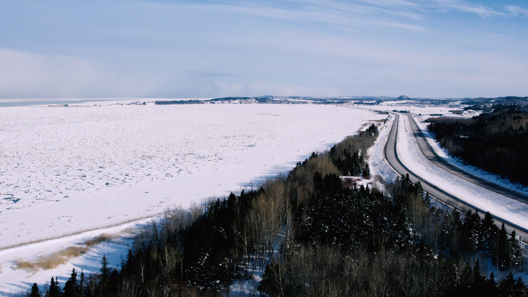 The Chicks take you to the Lower St-Lawrence on snowmobile, part 1 56 Juste wow ! Crédit photo : Snowride.TV