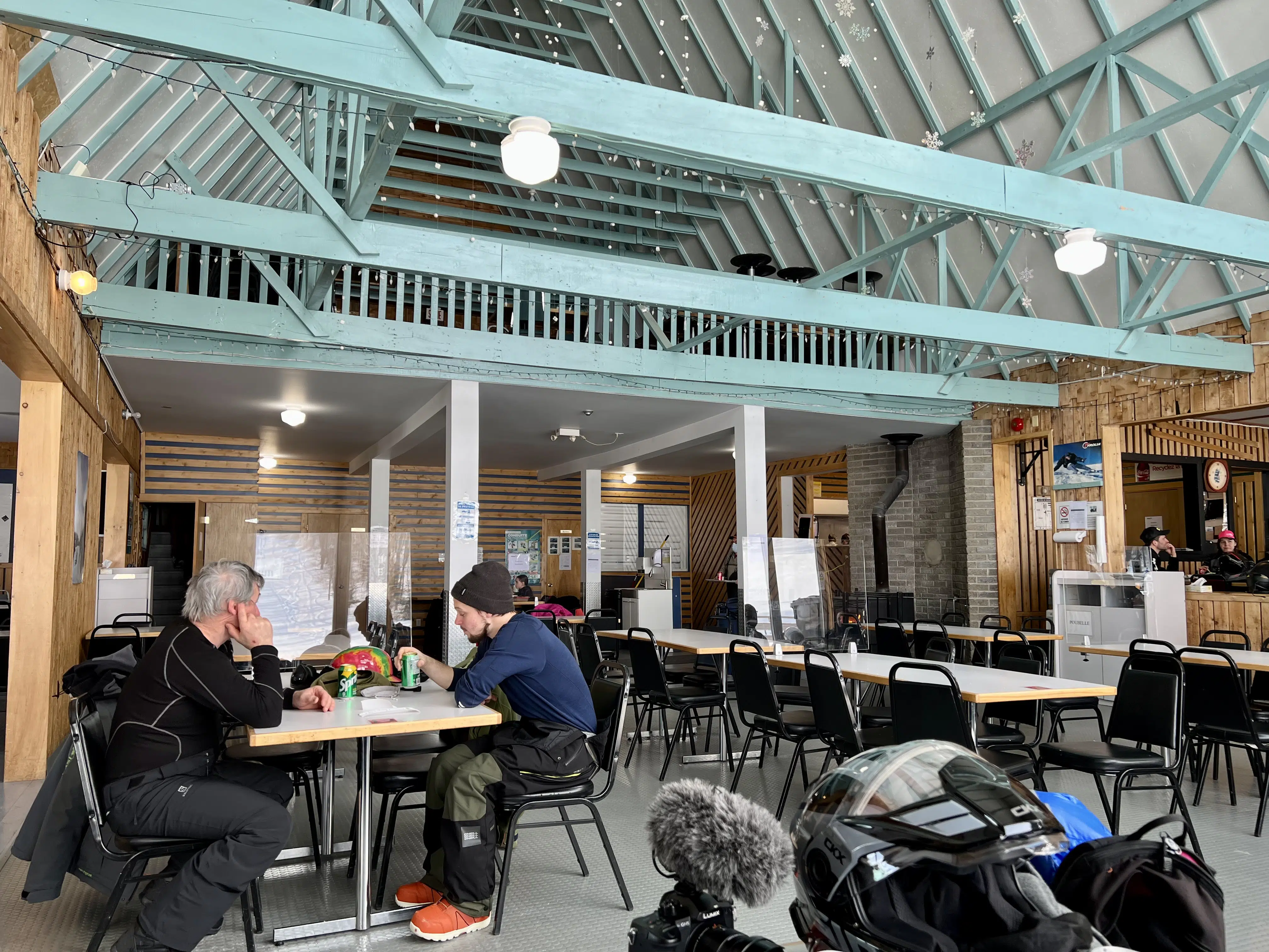 Intérieur du chalet au Mont Biencourt