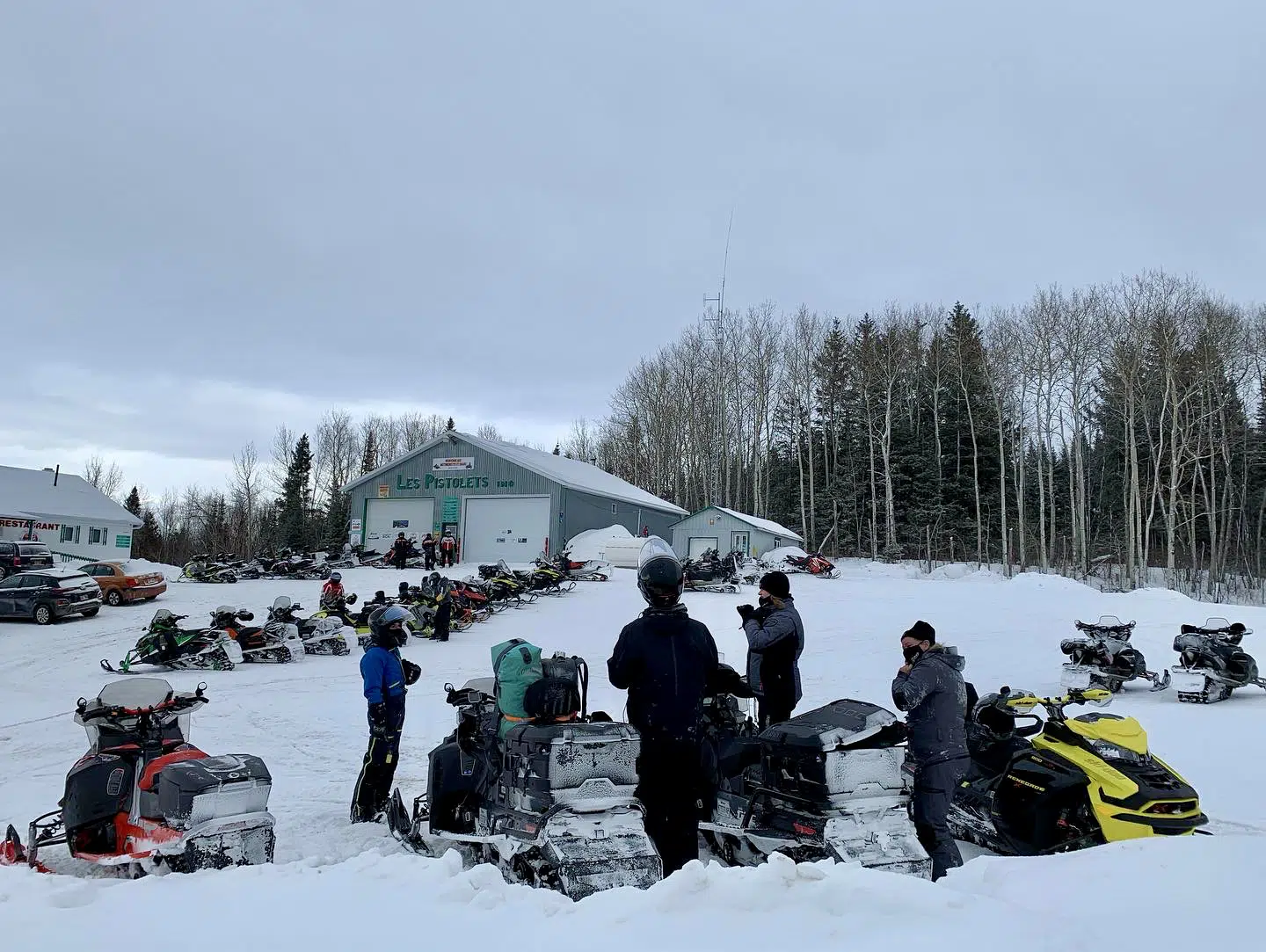 Club de motoneige, Les Pistolet