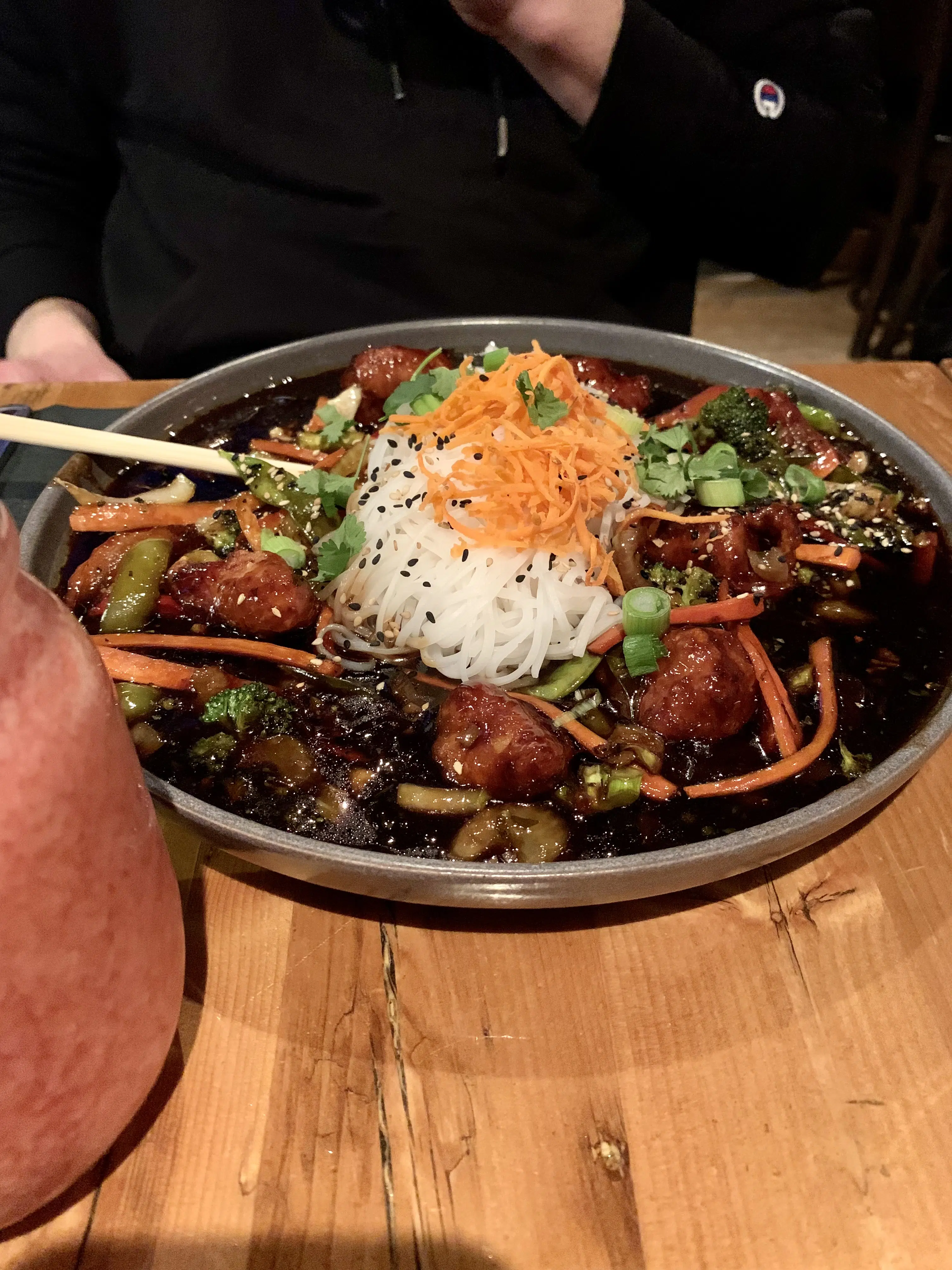 Un bon repas au resto L’Estaminet