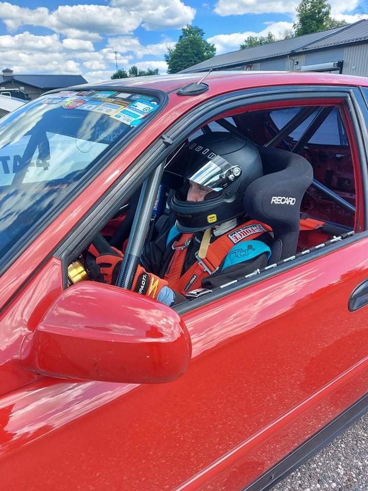 Test tes aptitudes de conduite avec le "Lapping" 9 Il est important d’avoir une bonne position de conduite