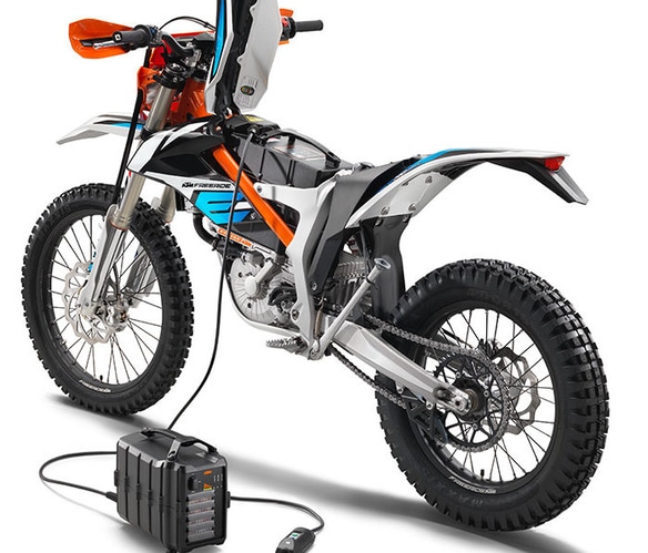 I want an off-road motorcycle, but which one to choose? 10 Moto type enduro – électrique
