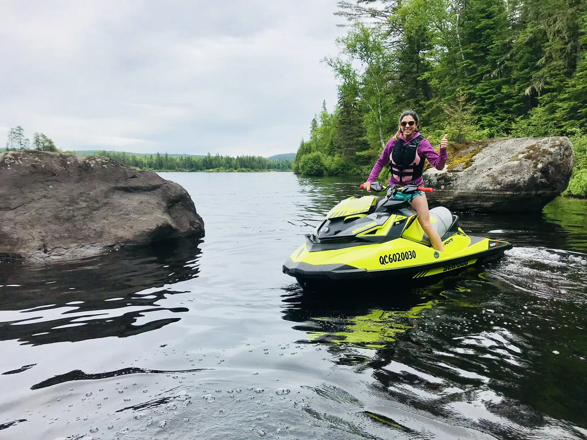 Bianca est en mode exploration sur le Réservoir Taureau