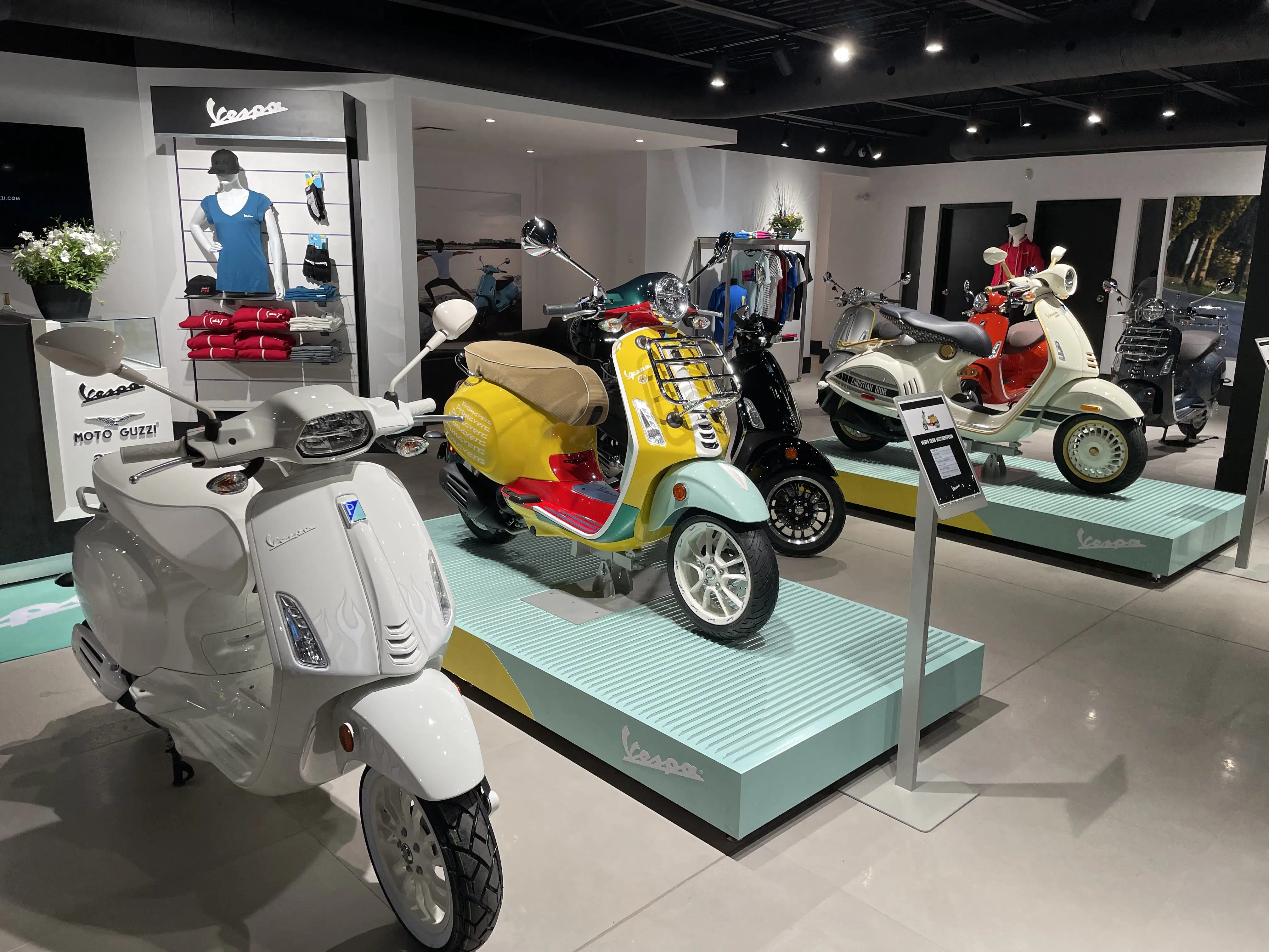 Le Groupe Piaggio c'est des motos pour tous les goûts!