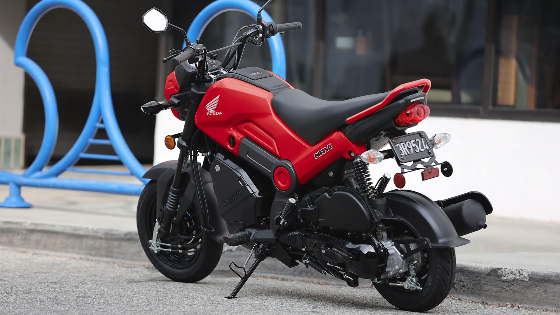 5 minimotos Honda qui sauront vous ravir! 34 La Honda Navi utilise la transmission V-Matic de Honda