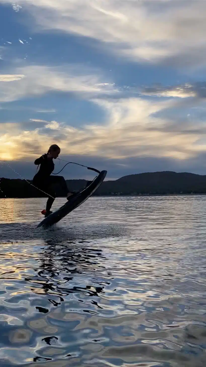 Le JetSurf est un sport physique