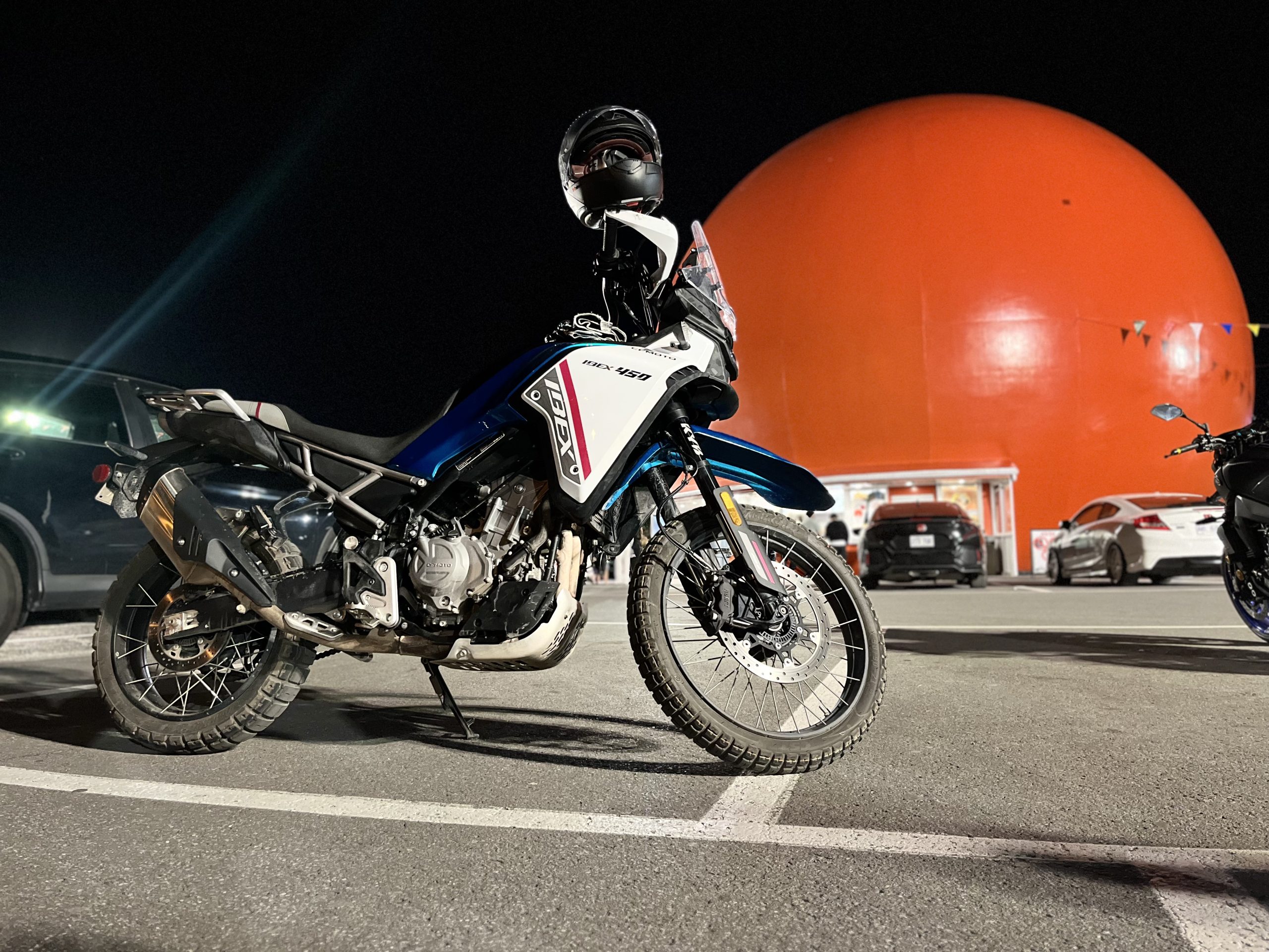 Roues à rayons Ibex 450 sans chambres à air et pare-brise d'origine