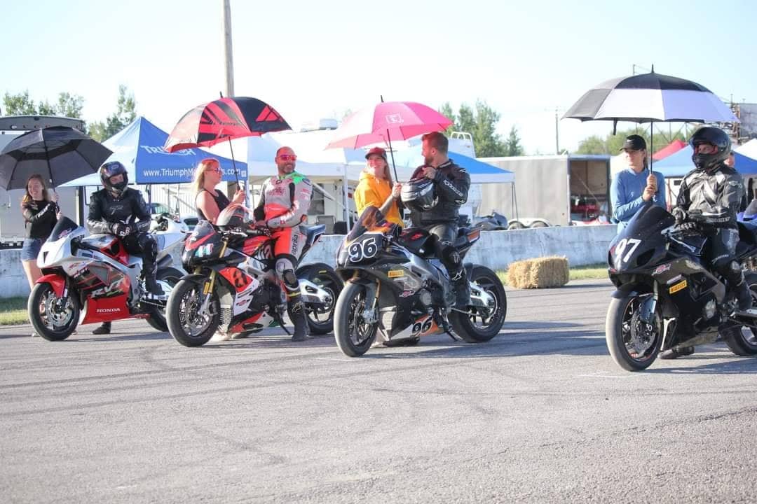Photo taken in 2021 in Ste-Croix, on the starting line before the mini-race. Photo credit: SXP Photo taken in 2021 in Ste-Croix, on the starting line before the mini-race. Photo credit: SXP