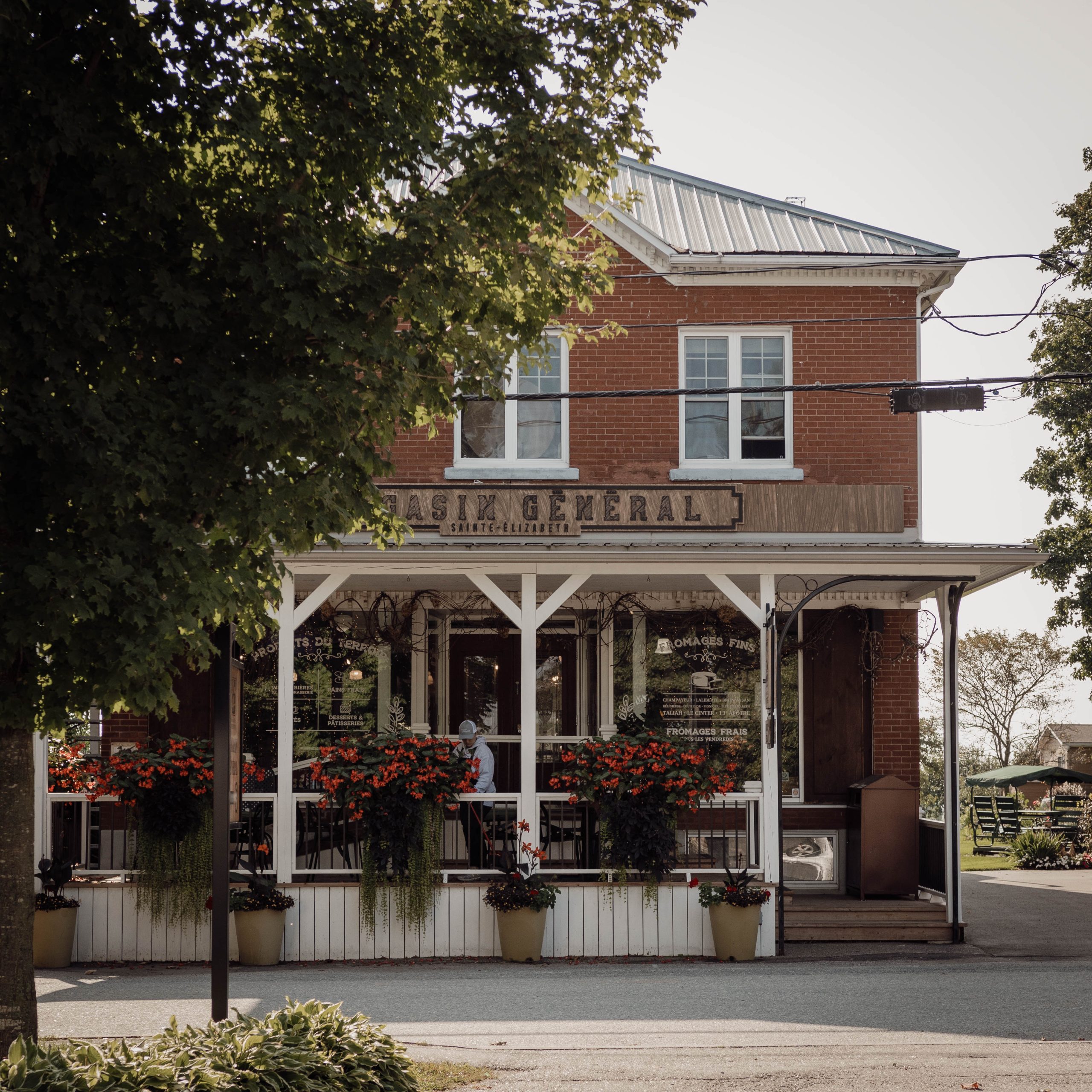 The Ste-Élizabeth general store: a place worth seeing!