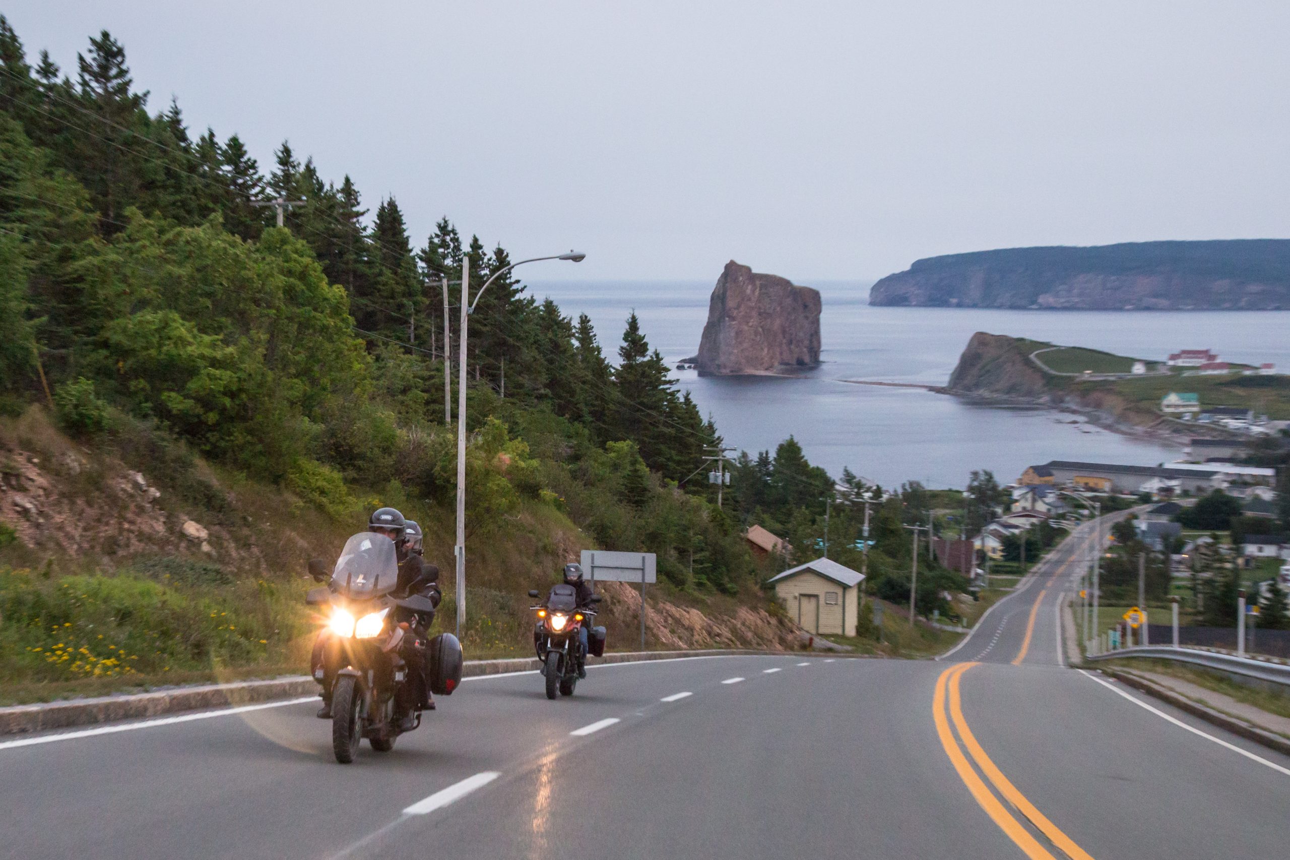 The mountain gives way to the sea (credit CHOK Images)