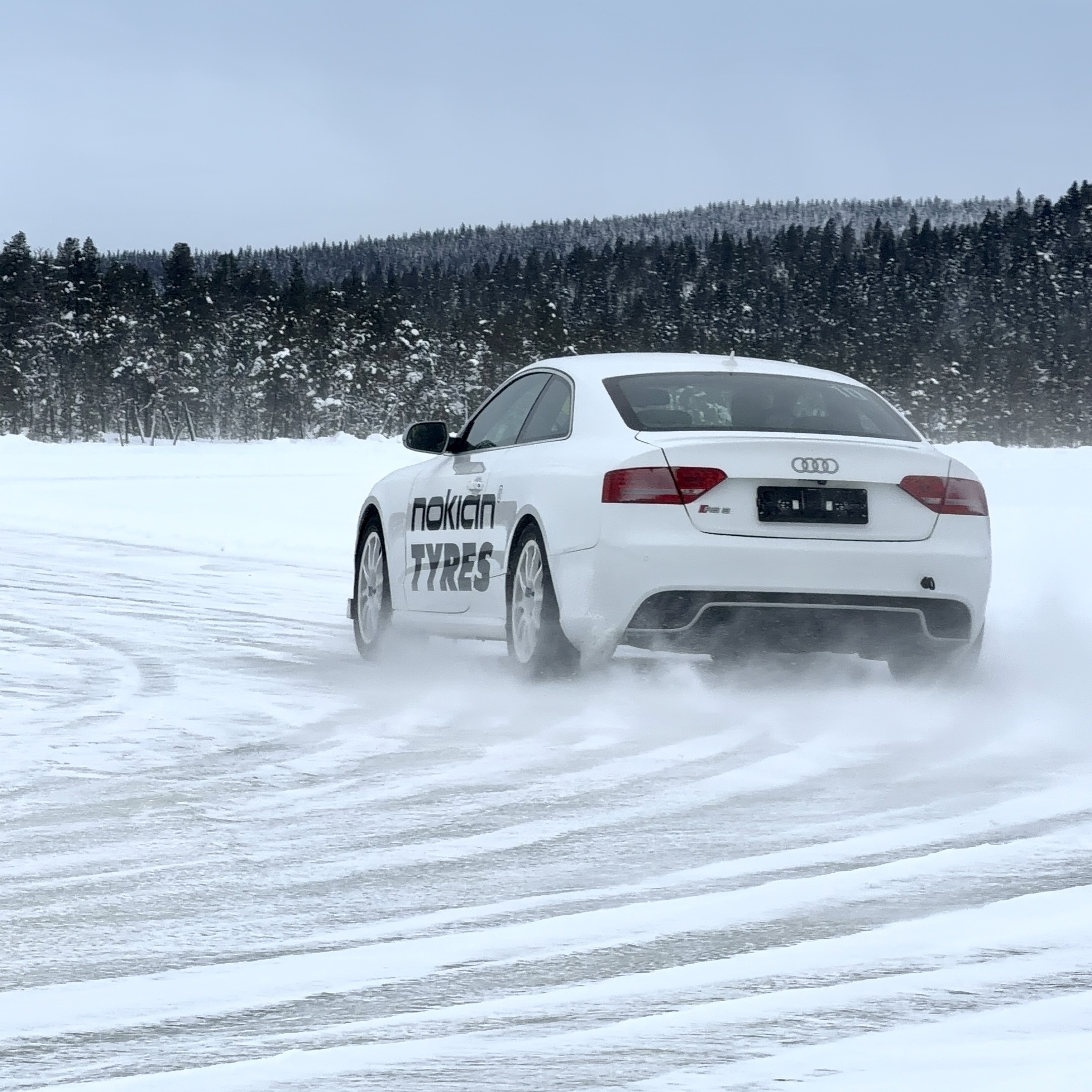Nokian Hakkapeliitta 01 : le pneu clouté qui pardonne (vraiment) 2 image00013