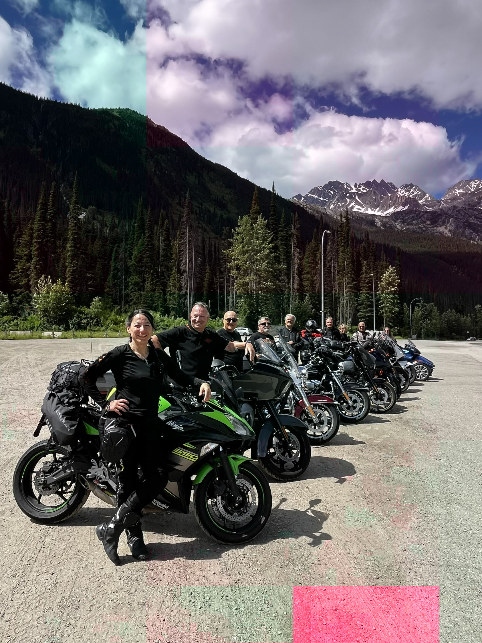 Trop vieille pour faire ton cours de moto? 3 05 Cathy guide rocheuses cad