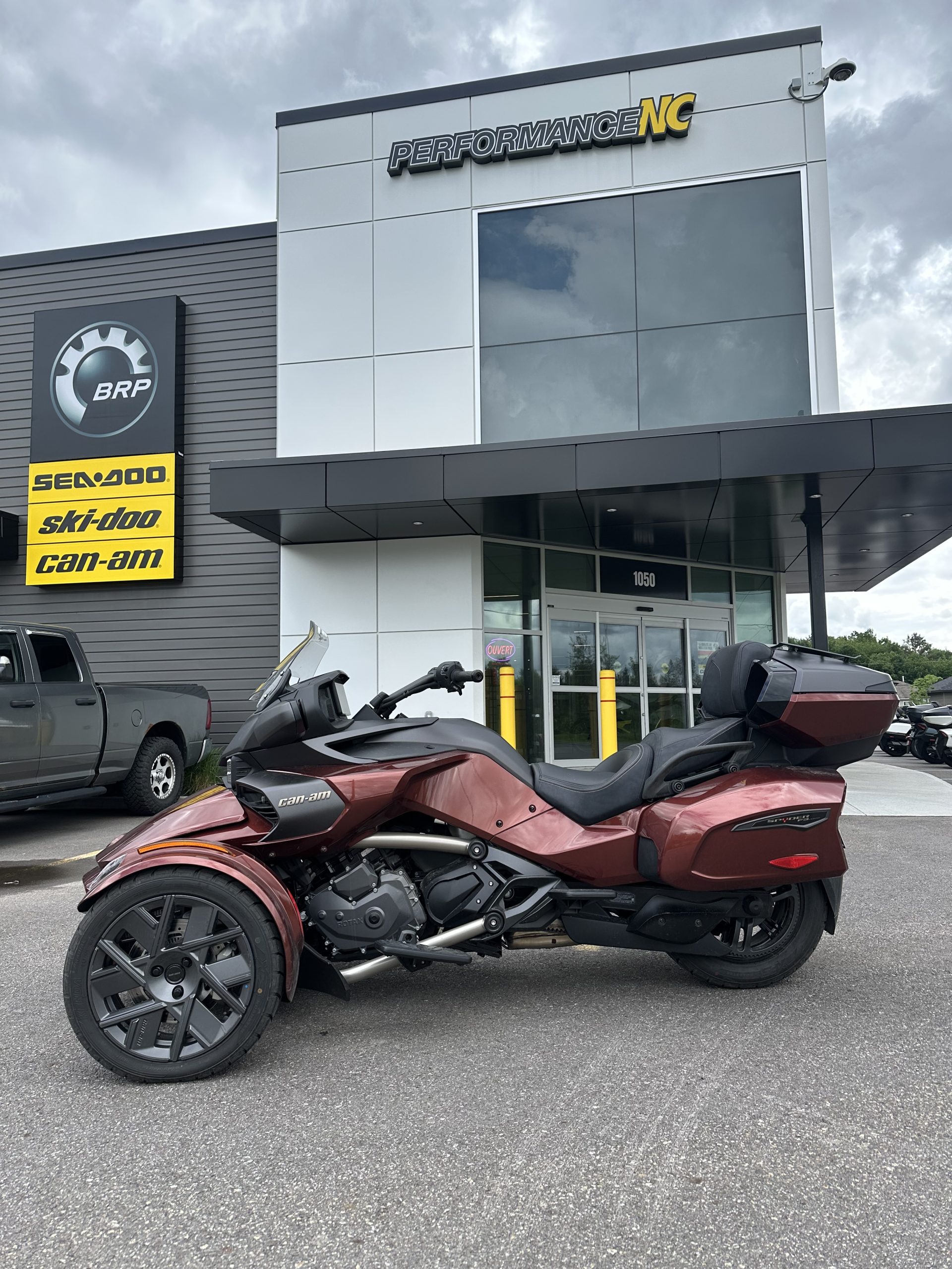 Le Spyder F3 Limited Special Series prêté par NC Performance Trois-Rivières